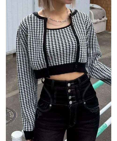 EMODA（エモダ）の「ハウンズトゥースツインニット（ニット/セーター・レディース・グレー/ブラック/ベージュ・FREE）」の4枚目の写真