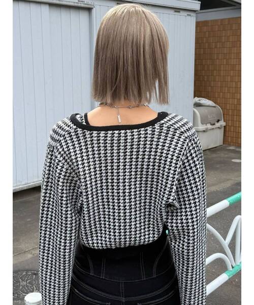 EMODA（エモダ）の「ハウンズトゥースツインニット（ニット/セーター・レディース・グレー/ブラック/ベージュ・FREE）」の6枚目の写真