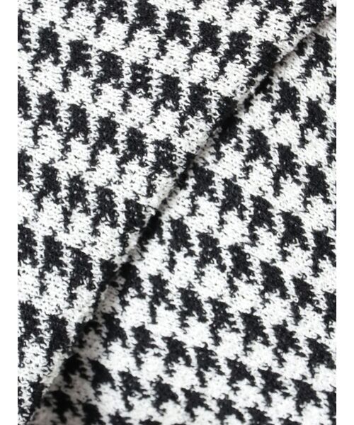 EMODA（エモダ）の「ハウンズトゥースツインニット（ニット/セーター・レディース・グレー/ブラック/ベージュ・FREE）」の18枚目の写真