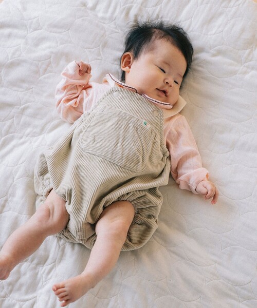 BEAMS mini（ビームスミニ）の「【WEB限定】ベビー コーデュロイ サロペット 2025FW（70～80cm）（ロンパース・キッズ・ホワイト系その他7/ブルー系その他・80/70）」の15枚目の写真