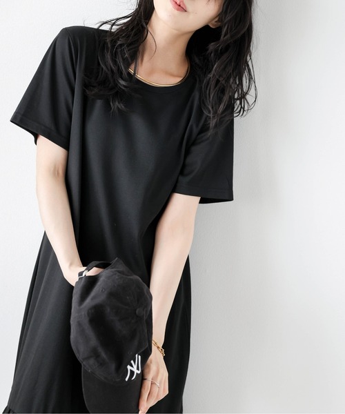 AMELY(エミリー)の「ギャザーTシャツワンピース(ワンピース・レディース・ブラック/カーキブラウン/グレー・フリー)」の8枚目の写真
