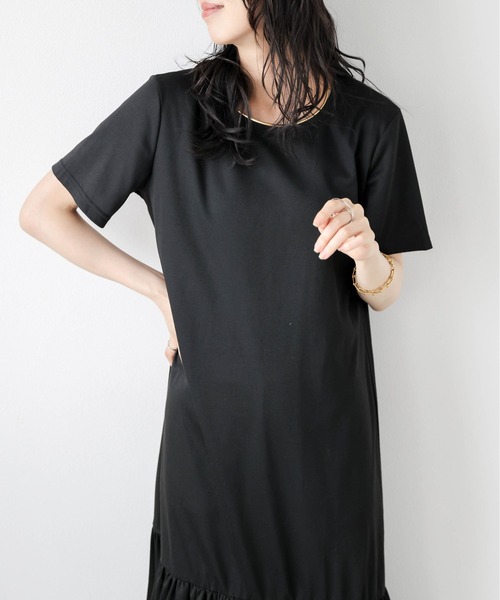 AMELY(エミリー)の「ギャザーTシャツワンピース(ワンピース・レディース・ブラック/カーキブラウン/グレー・フリー)」の9枚目の写真