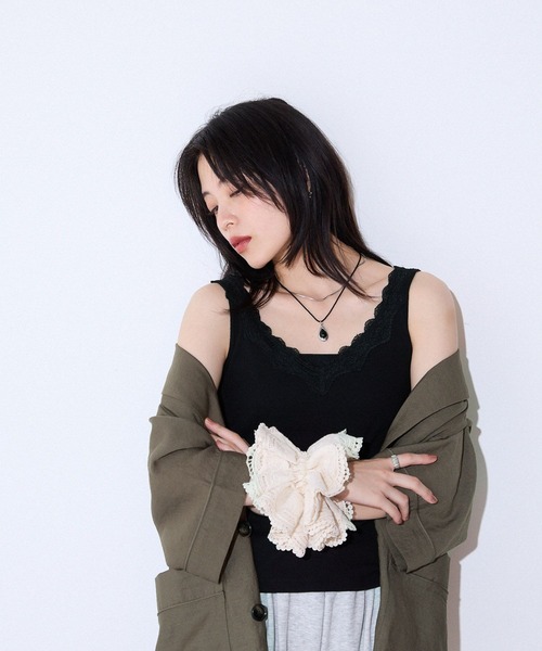 JEANASIS（ジーナシス）の「レーストリムテレコタンク/586048（タンクトップ・レディース・ホワイト/グレー系その他/ブラック・FREE）」の18枚目の写真