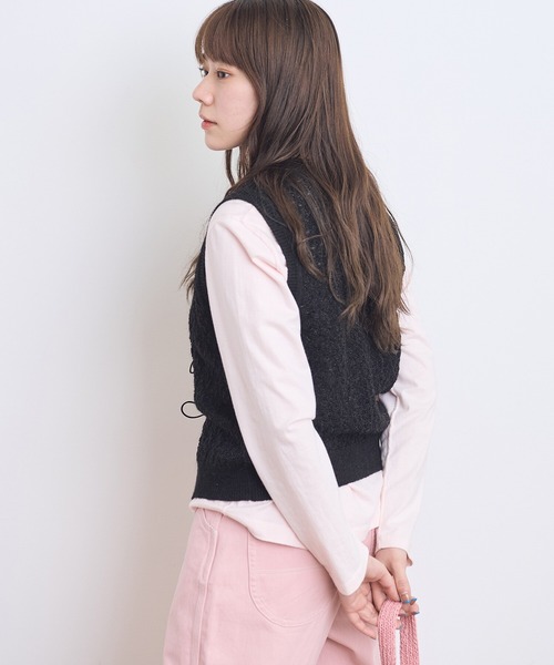 AMBIDEX（アンビデックス）の「幾何学レースジャカード リボンベスト（ベスト・レディース・サックスブルー/ブラック/アイボリー・FREE）」の15枚目の写真