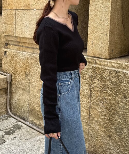 Thevon(ゼボン)の「バイカラーキーネックリブニット(ニット/セーター・レディース・アイボリー/ブラック/グレー/グリーン・FREE)」の16枚目の写真