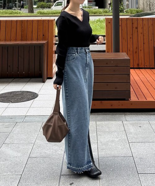 Thevon(ゼボン)の「バイカラーキーネックリブニット(ニット/セーター・レディース・アイボリー/ブラック/グレー/グリーン・FREE)」の20枚目の写真