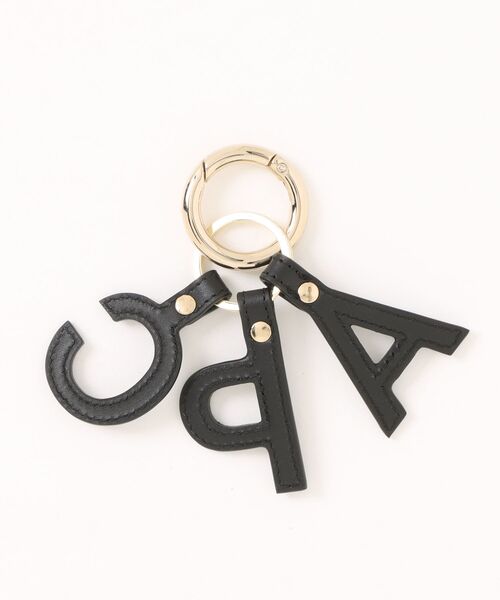 A.P.C.（アーペーセー）の「PORTE-CLEFS LETTRES APC（キーホルダー・レディース・ブラック・ONESIZE）」の2枚目の写真