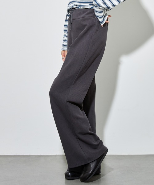SUWDEE(スーディー)の「straight sweat pants(スウェットパンツ・レディース・ダークグレー/ブラック/グレー・FREE)」の10枚目の写真