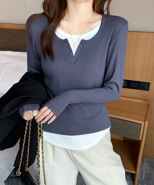 cammie(キャミー)の「キーネックレイヤードトップス(Tシャツ/カットソー・レディース・ダークグレー/ライトグレー/ブラック・M/L)」の13枚目の写真