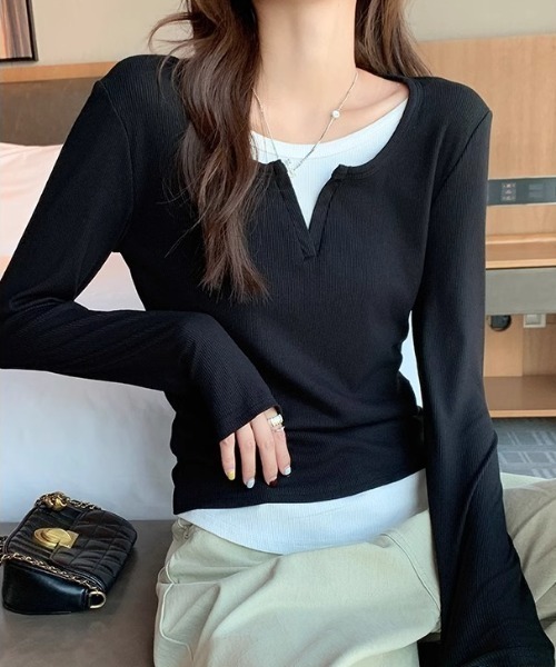 cammie(キャミー)の「キーネックレイヤードトップス(Tシャツ/カットソー・レディース・ダークグレー/ライトグレー/ブラック・M/L)」の4枚目の写真