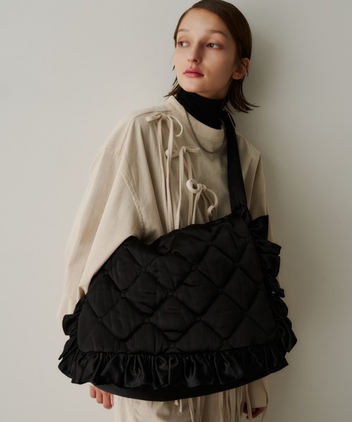 PERNA（ペルナ）の「まくらキルティングショルダーバッグ（ショルダーバッグ・レディース・ブラック/ホワイト・FREE）」の19枚目の写真