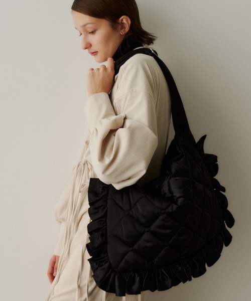 PERNA（ペルナ）の「まくらキルティングショルダーバッグ（ショルダーバッグ・レディース・ブラック/ホワイト・FREE）」の21枚目の写真