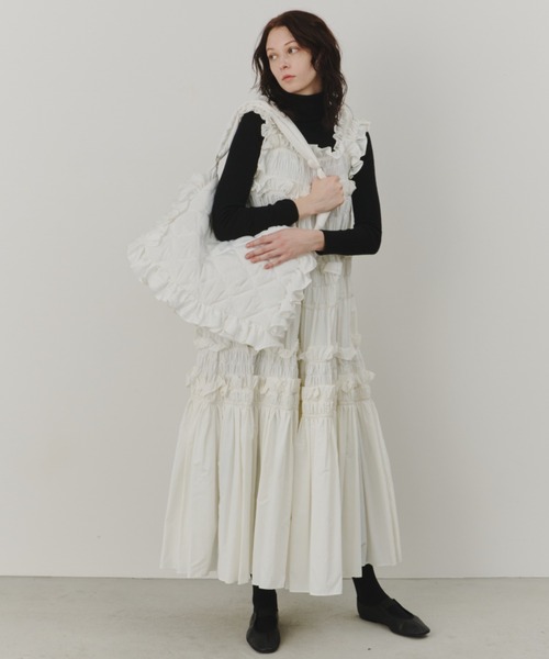 PERNA（ペルナ）の「まくらキルティングショルダーバッグ（ショルダーバッグ・レディース・ブラック/ホワイト・FREE）」の13枚目の写真