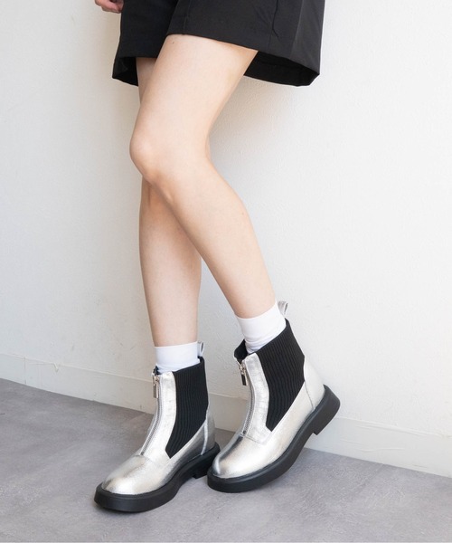Fabby fabby（ファビィーファビィー）の「サイドニットセンタージップデザインブーツ（ブーツ・レディース・ブラック/ブラウン/シルバー・MEDIUM/LARGE）」の3枚目の写真