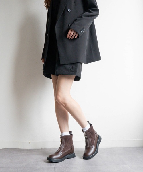 Fabby fabby（ファビィーファビィー）の「サイドニットセンタージップデザインブーツ（ブーツ・レディース・ブラック/ブラウン/シルバー・MEDIUM/LARGE）」の19枚目の写真