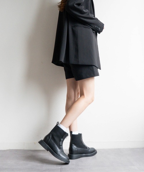 Fabby fabby（ファビィーファビィー）の「サイドニットセンタージップデザインブーツ（ブーツ・レディース・ブラック/ブラウン/シルバー・MEDIUM/LARGE）」の22枚目の写真