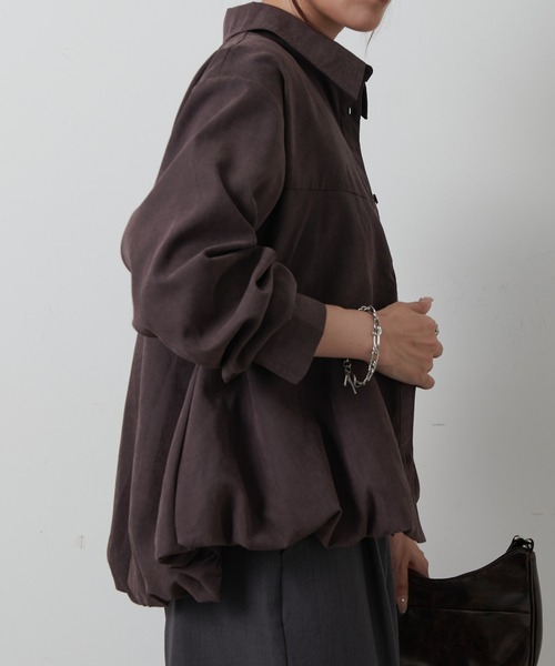 COLONY 2139（コロニートゥーワンスリーナイン）の「バルーンヘムシャツ（シャツ/ブラウス・レディース・オフホワイト/カーキ/ブラウン・FREE）」の11枚目の写真