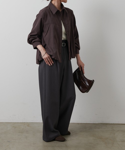 COLONY 2139（コロニートゥーワンスリーナイン）の「バルーンヘムシャツ（シャツ/ブラウス・レディース・オフホワイト/カーキ/ブラウン・FREE）」の15枚目の写真