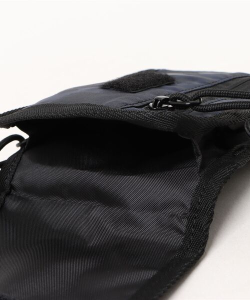NEW ERA（ニューエラ）の「【NEW ERA/ニューエラ】NECK POUCH PENDLETON（ショルダーバッグ・メンズ・ブラック・FREE）」の5枚目の写真