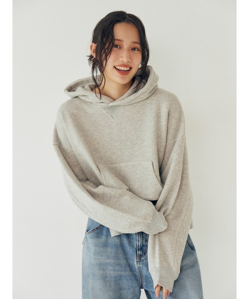 Ungrid(アングリッド)の「【WEB限定】スリットワイドパーカー(パーカー・レディース・ブラック/ライトグレー/モカ/オフホワイト・FREE)」の3枚目の写真