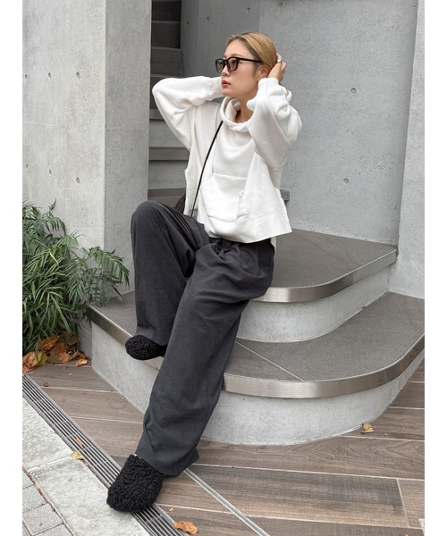 Ungrid(アングリッド)の「【WEB限定】スリットワイドパーカー(パーカー・レディース・ブラック/ライトグレー/モカ/オフホワイト・FREE)」の10枚目の写真