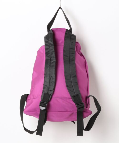 FRUIT OF THE LOOM(フルーツオブザルーム)の「FRUIT OF THE LOOM/フルーツオブザルーム COLOR PURSE BACKPACK(バックパック/リュック・レディース・グリーン/レッド/ピンク/イエロー/ベージュ/カーキ/ブラック/杢グレー・ONE SIZE)」の9枚目の写真