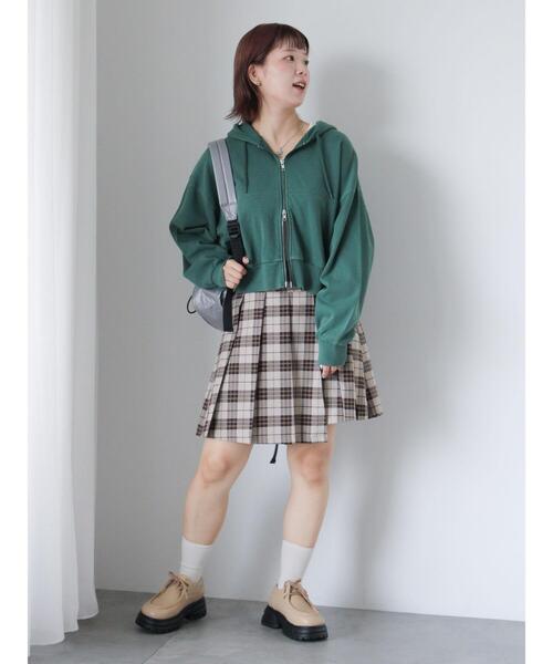 ehka sopo(エヘカソポ)の「アシメプリーツミニスカート(スカート・レディース・グレー/チャコールグレー/ベージュ・F)」の19枚目の写真