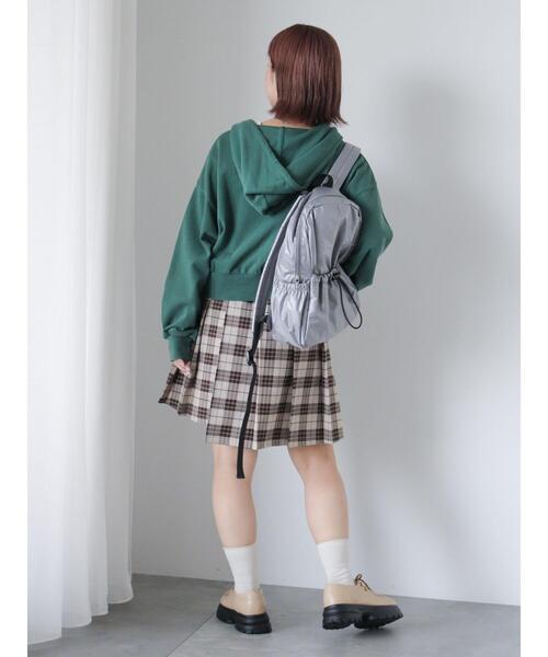 ehka sopo(エヘカソポ)の「アシメプリーツミニスカート(スカート・レディース・グレー/チャコールグレー/ベージュ・F)」の17枚目の写真