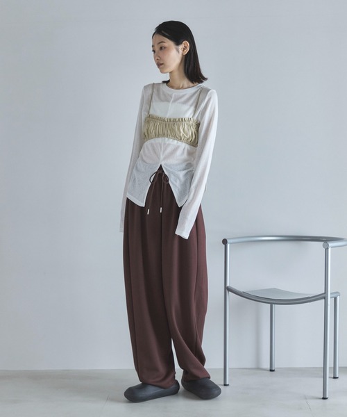 feepur(フェピュール)の「センタースリットシアーロンTee(Tシャツ/カットソー・レディース・ブラック/オフホワイト/ブラウン・MEDIUM)」の17枚目の写真