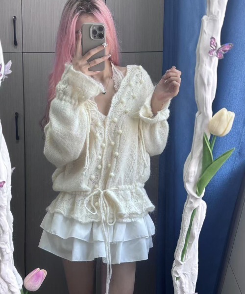 VIBGYOR（ヴィブジョー）の「【LAMPOON】ポンポンニットカーディガン（カーディガン/ボレロ・レディース・グレー/アイボリー・FREE）」の3枚目の写真