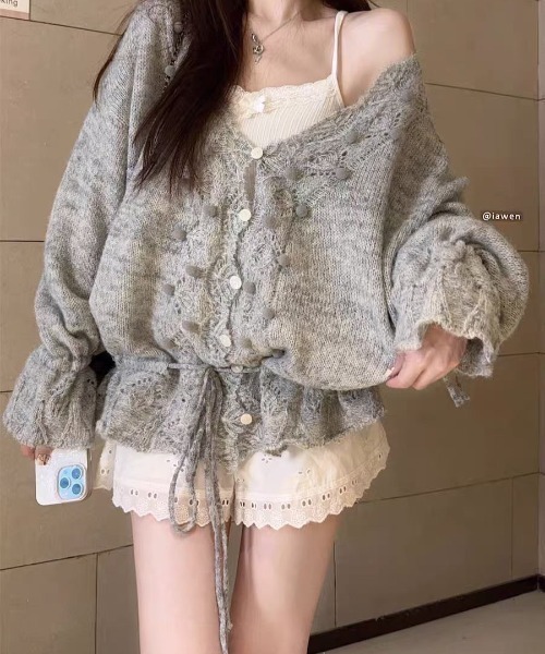 VIBGYOR（ヴィブジョー）の「【LAMPOON】ポンポンニットカーディガン（カーディガン/ボレロ・レディース・グレー/アイボリー・FREE）」の9枚目の写真