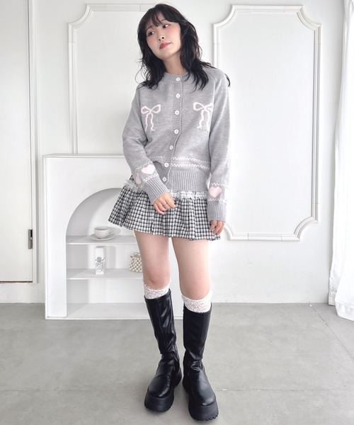Loueme(ルエム)の「リボンハートジャガードニットカーディガン(カーディガン/ボレロ・レディース・レッド/アイボリー/グレー・FREE)」の10枚目の写真