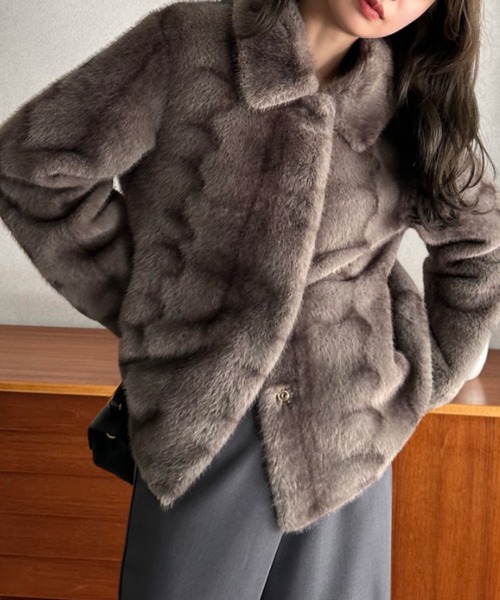 Eclat one（エクラワン）の「【Eclat one】フェイクファー 襟付き