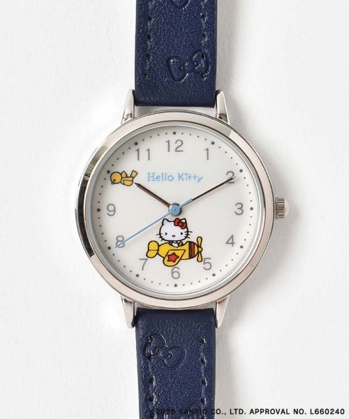 Bleu Bleuet(ブルーブルーエ)の「Hello Kittyリボン型押しウォッチ(アナログ腕時計・レディース・ネイビー/レッド・FREE)」の2枚目の写真