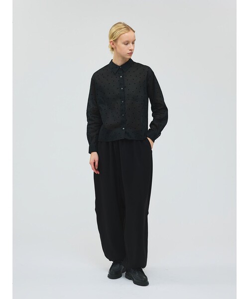 mizuiroind（ミズイロインド）の「mizuiro ind フロッキードットプリントシャツ（シャツ/ブラウス・レディース・オフホワイト/ネイビー/アイボリー/ブラック・FREE）」の13枚目の写真