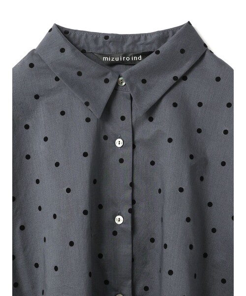 mizuiroind（ミズイロインド）の「mizuiro ind フロッキードットプリントシャツ（シャツ/ブラウス・レディース・オフホワイト/ネイビー/アイボリー/ブラック・FREE）」の18枚目の写真