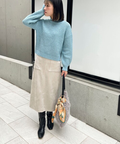 MICO COULIER（ミコクリエ）の「ラメホイルフレンチモックネックプルオーバーニット（ニット/セーター・レディース・ベージュ/ピンク/オフホワイト/サックスブルー・38）」の19枚目の写真