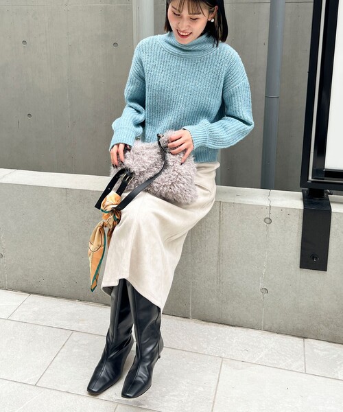 MICO COULIER（ミコクリエ）の「ラメホイルフレンチモックネックプルオーバーニット（ニット/セーター・レディース・ベージュ/ピンク/オフホワイト/サックスブルー・38）」の21枚目の写真