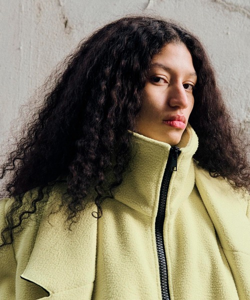 MSGM(エムエスジーエム)の「ハイネック テディフリースベスト(ブルゾン・レディース・ライトイエロー・38)」の11枚目の写真