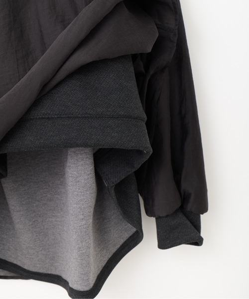 Muel Chic(ミュエルシック)の「Nicosia food pullover ニコシアフードプルオーバー(パーカー・レディース・ベージュ/ダークブラック/オフホワイト・FREE)」の12枚目の写真