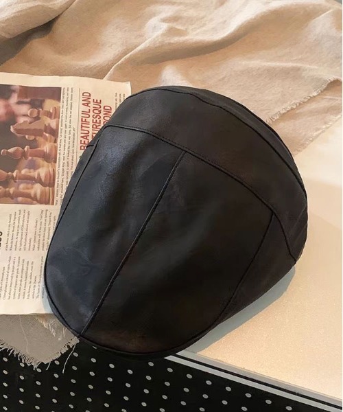 BARELY BLUE（ベアリーブルー）の「【 BARELY BLUE / ベアリーブルー 】 ビンテージ レザー調 ハンチング キャップ（ハンチング/ベレー帽・レディース・ブラウン系/ブラック系/ダークブラウン系/ダークグリーン系/ピンク系・FREE）」の2枚目の写真