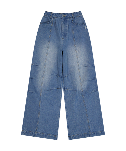 AAKAM（アーカム）の「Knee Pin-tuck Washed Denim Pants (Blue)（デニムパンツ・レディース・その他・1/2）」の2枚目の写真