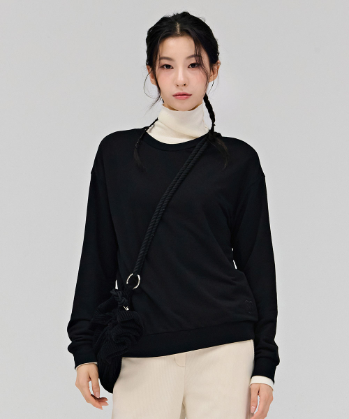CHASECULT(チェイスカルト)の「女性ルーズフィットデイリー起毛マンツーマンTシャツ-ブラック(Tシャツ/カットソー・レディース・ブラック・85/90)」の3枚目の写真