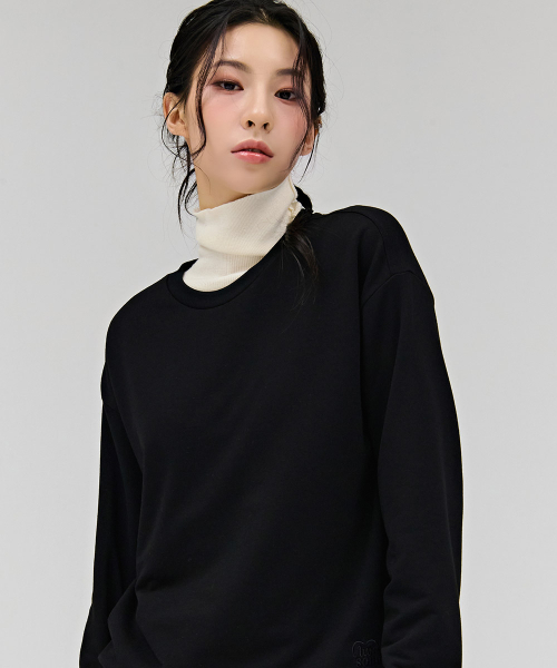 CHASECULT(チェイスカルト)の「女性ルーズフィットデイリー起毛マンツーマンTシャツ-ブラック(Tシャツ/カットソー・レディース・ブラック・85/90)」の5枚目の写真