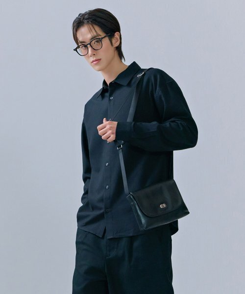 CHASECULT(チェイスカルト)の「男性ソリッドベーシックシャツ-CEZK5401B09(シャツ/ブラウス・メンズ・ライトグレー・100/105/95)」の4枚目の写真