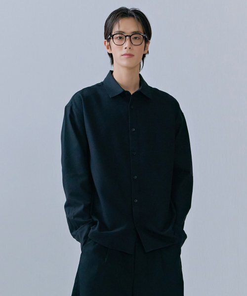 CHASECULT(チェイスカルト)の「男性ソリッドベーシックシャツ-CEZK5401B09(シャツ/ブラウス・メンズ・ライトグレー・100/105/95)」の5枚目の写真