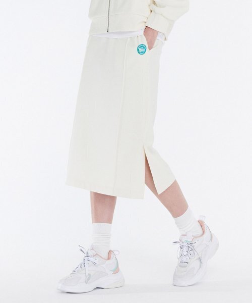 CHASECULT(チェイスカルト)の「レディース ピンタックポイントスカート-CARG6261B0A(スカート・レディース・アイボリー・67/70)」の2枚目の写真