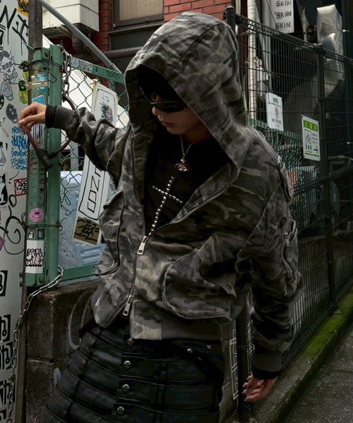 Never mind the XU（ネバーマインドザエックスユー）の「【Never mind the XU】camouflage zip up jacket / 【ネバーマインド ザ エックスユー】カモフラージュジップアップフードジャケット（ブルゾン・メンズ・グレー系カモフラージュ・M/L）」の8枚目の写真