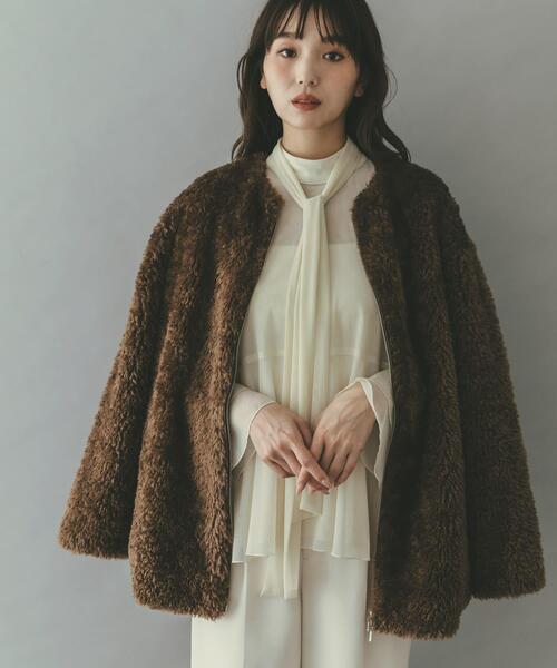 URBAN RESEARCH ROSSO WOMEN（アーバンリサーチ　ロッソ）の「シアーラメチュールフレアスリーブブラウス（シャツ/ブラウス・レディース・オフホワイト/ブラック・FREE）」の5枚目の写真