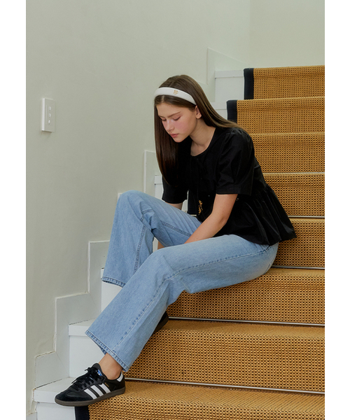 ANOETIC(アノエティック)の「NEW STRAIGHT DENIM PANTS_LIGHT BLUE(デニムパンツ・レディース・その他・MEDIUM/SMALL)」の5枚目の写真